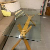 Tavolo in vetro
