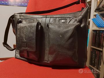 Borsa tracolla unisex in pelle nera Piquadro