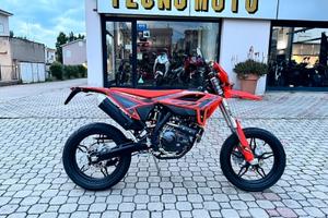 Beta RR Motard 125 T - finanziabile