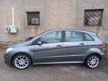 Mercedes-benz 200 CDI Sport