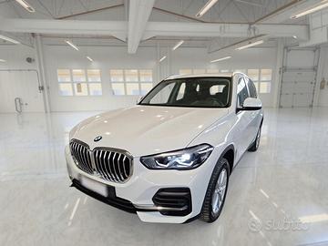 BMW X5 XDRIVE 25D BUSINESS AUTOM. SUV