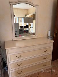 Como’ completo di specchio