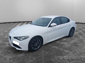 Alfa Romeo Giulia 2.2 Turbo Diesel 160CV Busi...
