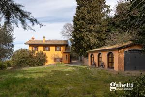 Villa o villino Tavullia [MV012VRG]