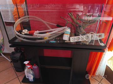 Acquario 120litri con mobiletto