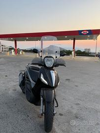 Piaggio Beverly 350 - 2012