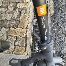 monopattino elettrico Xiaomi essential 