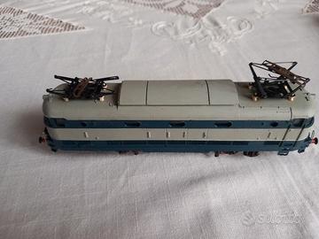 
trenino rivarossi E444 003