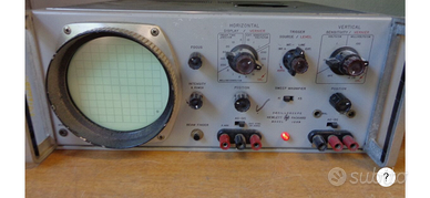 Oscilloscopio Hewlett-Packard Model 120b