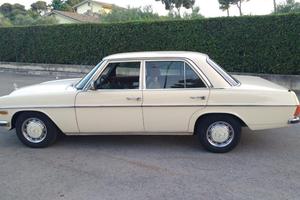 Mercedes 240D
