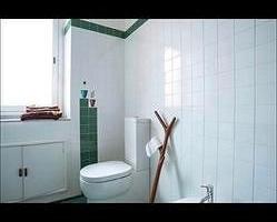 Acicastello paese bivani arredato