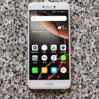 Huawei P8 lite