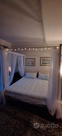 letto a baldacchino 