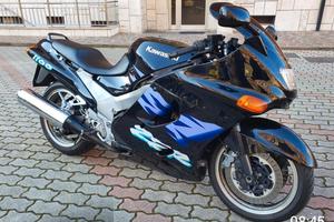 Kawasaki ZZR-1100