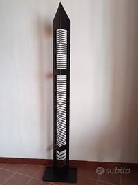 Colonna angolare porta CD in metallo