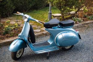 Vespa d'epoca restaurata 150 cc