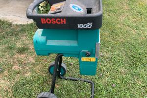 Biotrituratore per rami Bosch 1800 AXT