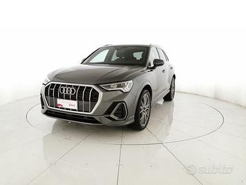 Audi Q3 40 2.0 tdi S line edition quattro 193...