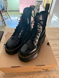 Dr. Martens Jadon
