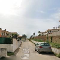 Ardea trilocale in villa