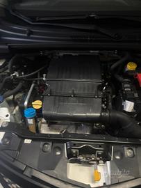 Lancia y