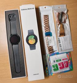 Samsung Galaxy Watch 5 40mm + accessori