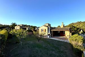 VILLA SINGOLA A CASTIADAS