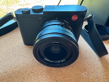 Leica Q2