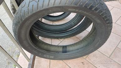 alcuni pneumatici per moto vintage