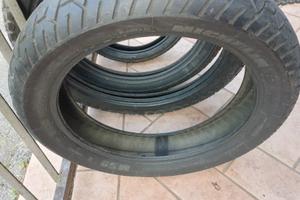 alcuni pneumatici per moto vintage