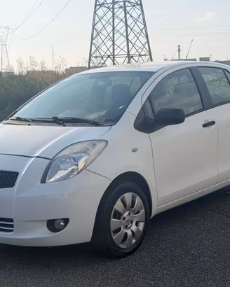 Toyota Yaris 1.0 5 porte Sol GPL