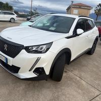 Peugeot 2008 PureTech 100 S&S Allure