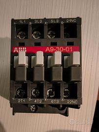 Contattore ABB A9-30-01 Bobina 230V