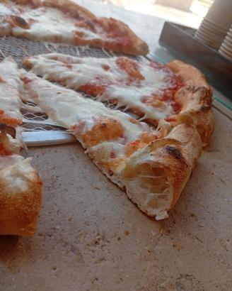 Pizzaiolo a Domicilio & Catering Pizza per Eventi