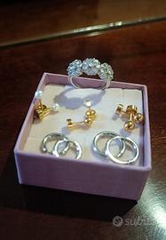 set orecchini + anello