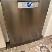 Lavastoviglie 14 coperti, classe D