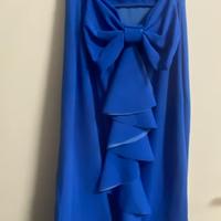 Vestito a sirena con scollatura