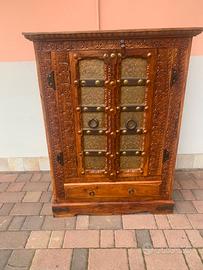 Credenza in ciliegio intagliata e lavorata!!!