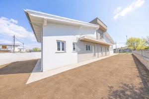 PORZIONE DI QUADRIFAMILIARE A ROMA