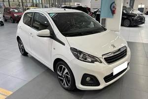 Peugeot 108 Active VTi 72cv S&S Neopatentati
