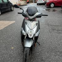 Kymco 125 r16+ (anno 2019)