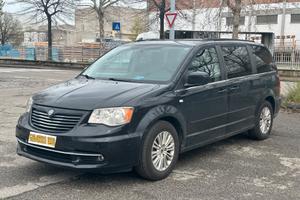 Lancia Voyager 2.8 Turbodiesel Gold 163 CV