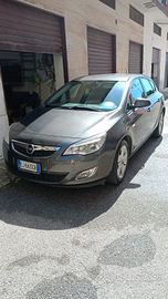 Opel astra j 1.7