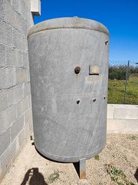 Serbatoio autoclave zincato da 2000 litri