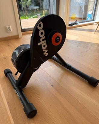 Wahoo KICKR CORE 2 rullo interattivo