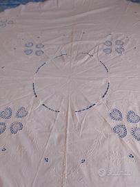 tovaglia tonda ricamo 