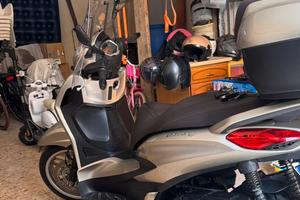 Piaggio Beverly 400 hpe 2022