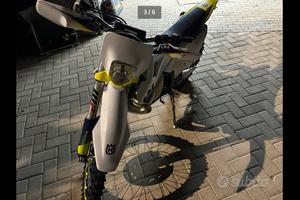 Husqvarna  300 2024