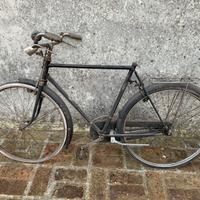 Bici d’epoca con freni a bacchetta