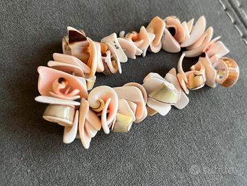 Bracciale di conchiglie